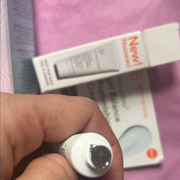 skincare set bundle!cleanser,toner, 2 eye creams, serum, moisturizer.sample&full - Picture 16 of 16